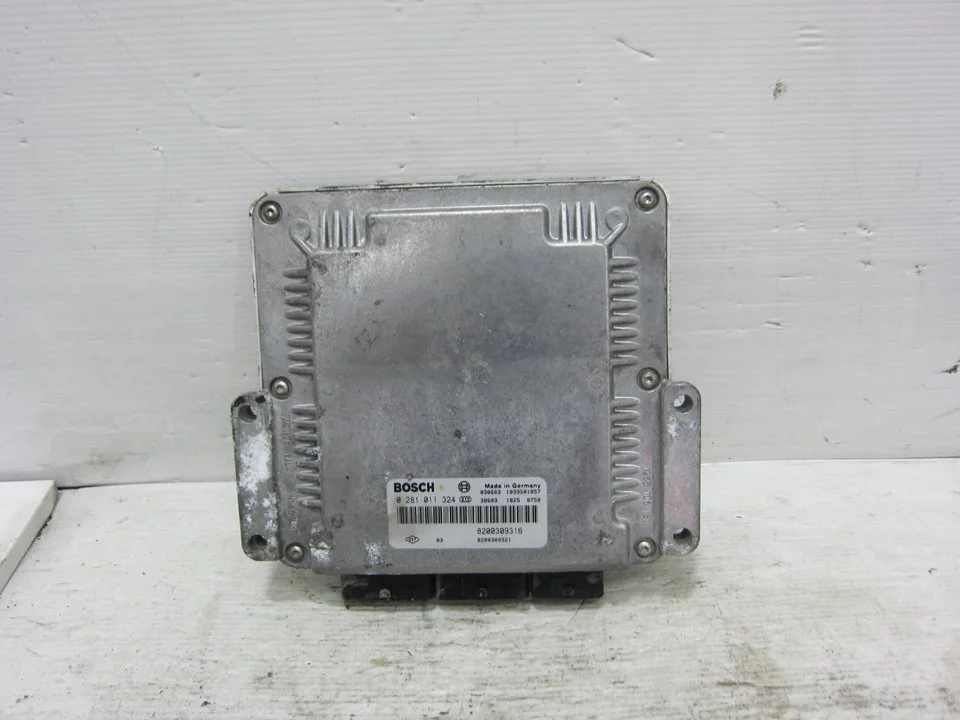 Foto de CENTRALITA MOTOR UCE RENAULT LAGUNA II (BG0) 1.9 dCi Diesel CAT (101 CV / 74 KW) referencia 0281011324