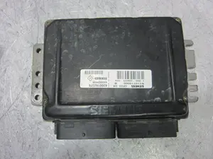 Foto de CENTRALITA MOTOR UCE RENAULT CLIO II FASE II (B/CB0) 1.2  (58 CV / 43 KW) referencia 8200162378