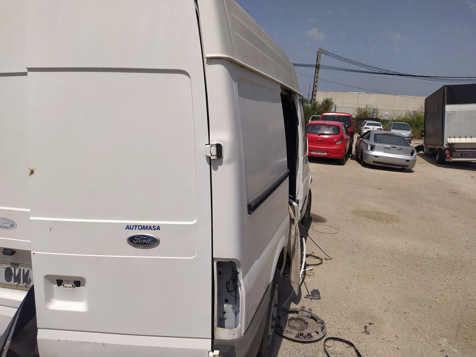 Foto de PORTON TRASERO IZQUIERDO FORD TRANSIT FURGÓN CORTO (FY) 2.0 TDE CAT (101 CV / 74 KW) referencia 4552635