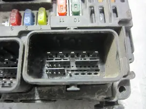 Foto de NO IDENTIFICADO PEUGEOT 407 SW 2.0 16V CAT (136 CV / 100 KW) referencia 9658539280 foto 7