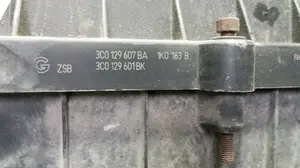 Foto de CAJA FILTRO AIRE VOLKSWAGEN CADDY (2K)(02.2004) 1.9 TDI (BSU) (75 CV / 55 KW) referencia 3C0129607BA foto 4