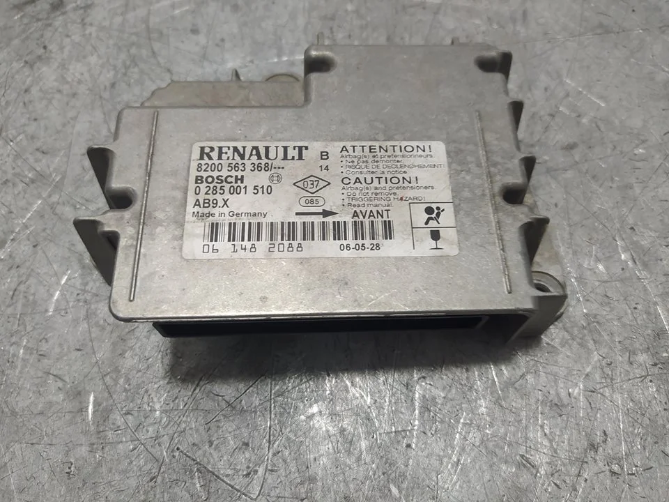 Foto de CENTRALITA AIRBAG RENAULT CLIO III 1.5 dCi Diesel (68 CV / 50 KW) referencia 8200563368