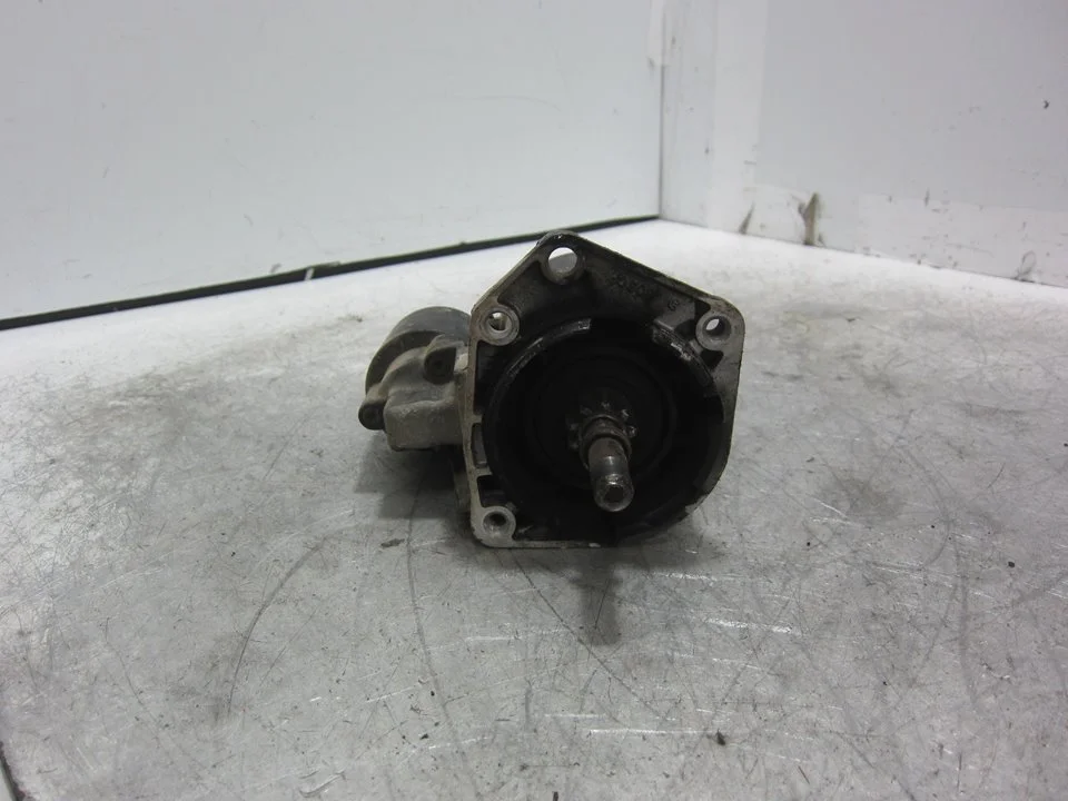 Foto de MOTOR ARRANQUE VOLKSWAGEN POLO III (6N1) referencia 085911023J