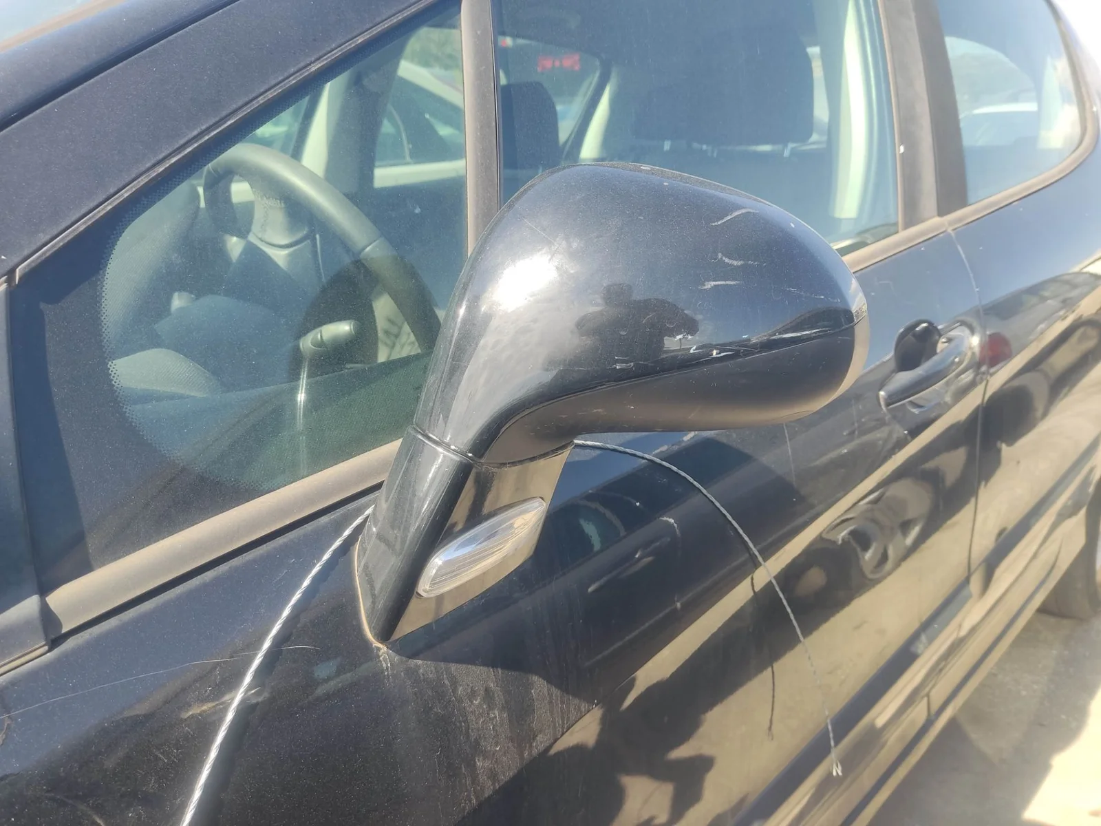 Foto de RETROVISOR IZQUIERDO PEUGEOT 308 1.6 16V HDi (90 CV / 66 KW) referencia 8153NE