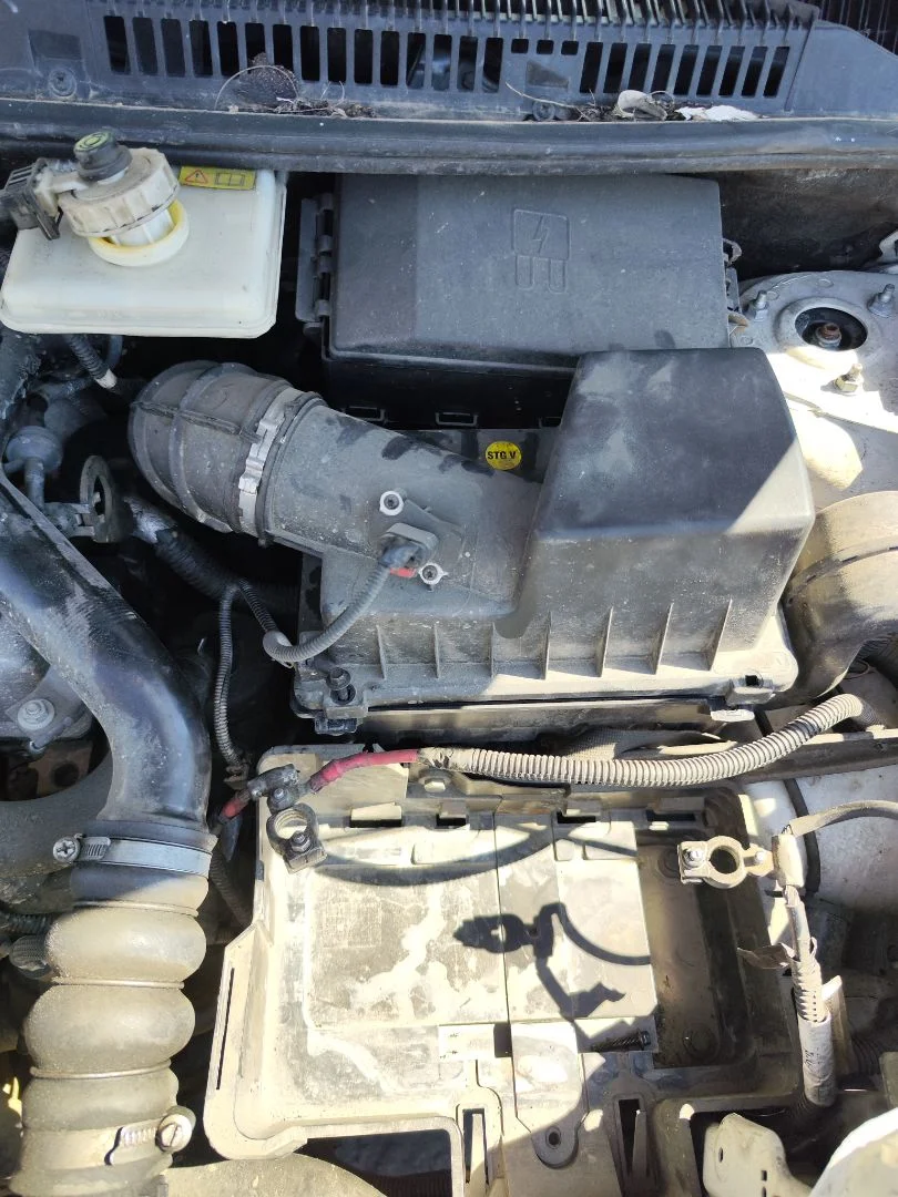 Foto de CAJA FILTRO AIRE FORD TRANSIT CONNECT (TC7) 1.8 TDCi CAT (90 CV / 66 KW)