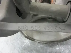 Foto de MANGUETA TRASERA DERECHA PORSCHE MACAN (95BA) referencia 8R0505436C foto 2