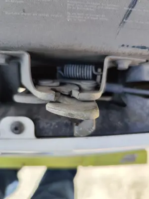 Foto de CERRADURA CAPO SEAT IBIZA (6K1) 1.4  (60 CV / 44 KW)