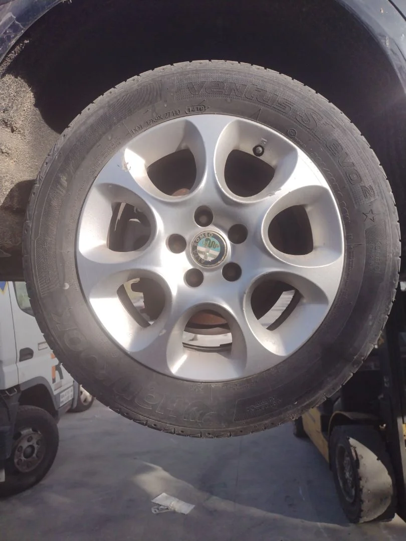 Foto de LLANTA ALFA ROMEO 159 (140) 1.9 JTD (M) 16V CAT (150 CV / 110 KW) referencia R16