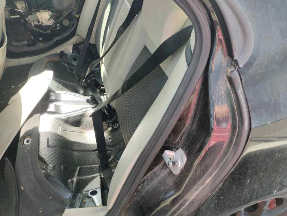 Foto de CINTURON SEGURIDAD TRASERO IZQUIERDO SAAB 9-3 BERLINA 1.9 TiD CAT (150 CV / 110 KW) referencia 040988