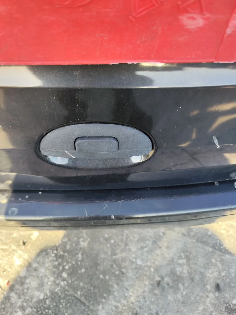 Foto de CERRADURA MALETERO / PORTON RENAULT SCENIC I (JA...) 1.4 CAT (95 CV / 70 KW) referencia 7700827599