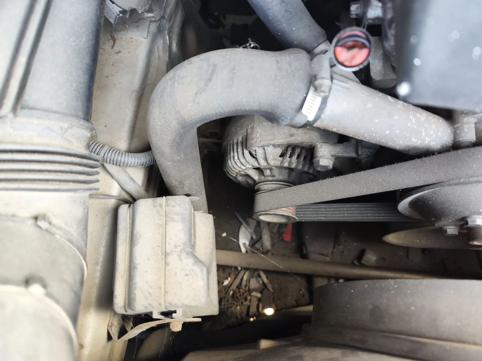 Foto de ALTERNADOR MERCEDES-BENZ SLK (BM 170) ROADSTER 2.0 16V CAT (136 CV / 100 KW)