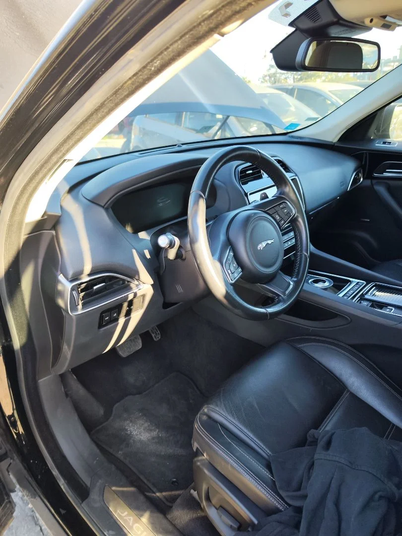 Foto de SALPICADERO JAGUAR F-PACE 3.0 V6 Diesel CAT (301 CV / 221 KW) referencia T4A3717PVJ