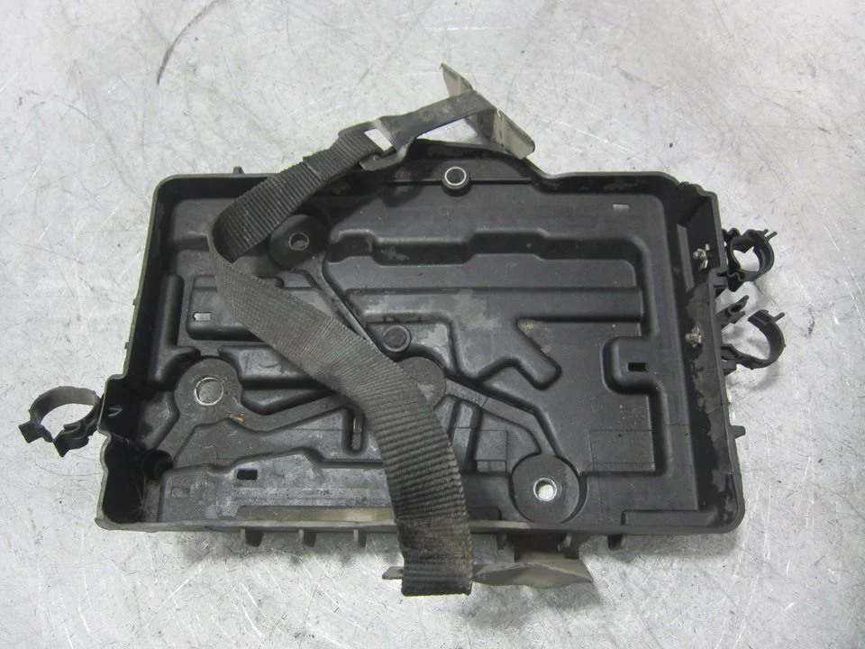 Foto de SOPORTE BATERIA OPEL COMBO D 1.3 16V CDTI (95 CV / 70 KW) referencia 51827907