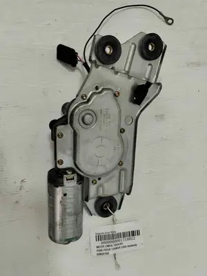 Foto de MOTOR LIMPIA TRASERO FORD FOCUS FAMILIAR (CAK) 1.6 16V CAT (101 CV / 74 KW) referencia 0390201552 foto 4