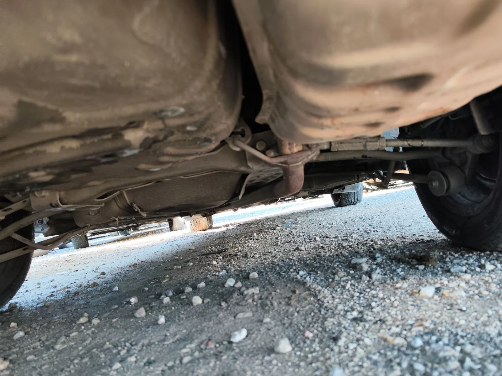 Foto de EJE TRASERO KIA CARENS (RS) 1.8 16V CAT (126 CV / 93 KW)