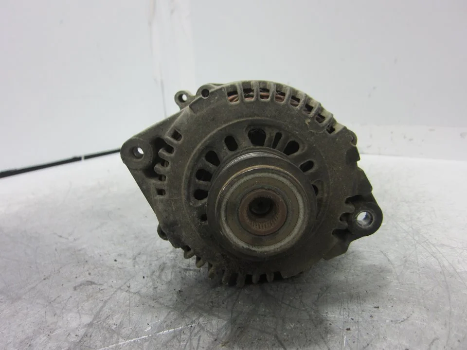 Foto de ALTERNADOR RENAULT MASTER II FASE 2 FURGÓN referencia 23100DB00A