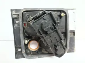 Foto de PILOTO TRASERO DERECHO INTERIOR VOLKSWAGEN VENTO (1H2) referencia 1H5945108 foto 3