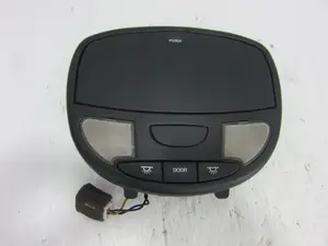 Foto de LUZ INTERIOR HYUNDAI COUPE (J2) 1.6 CAT (114 CV / 84 KW) referencia 92820270 foto 1