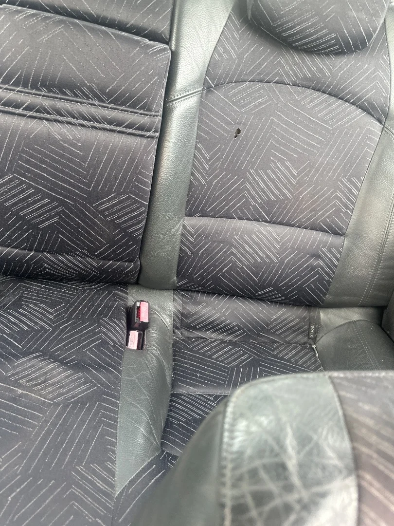 Foto de ENGANCHE CINTURON TRASERO IZQUIERDO RENAULT LAGUNA II (BG0) 2.0 (135 CV / 99 KW)