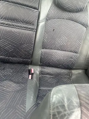 Foto de ENGANCHE CINTURON TRASERO IZQUIERDO RENAULT LAGUNA II (BG0) 2.0  (135 CV / 99 KW)