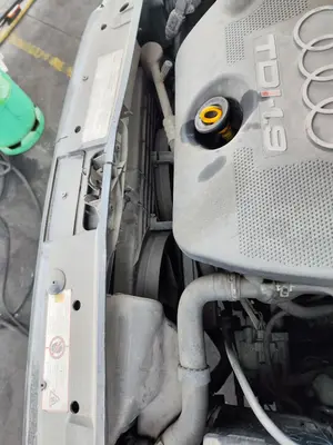 Foto de CONDENSADOR / RADIADOR  AIRE ACONDICIONADO AUDI A3 (8L) 1.9 TDI (110 CV / 81 KW) referencia 1J0820413N