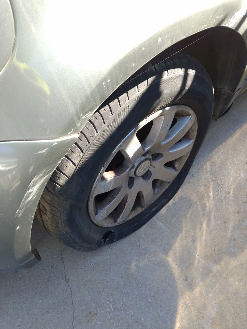 Foto de MANGUETA TRASERA DERECHA VOLKSWAGEN PASSAT BERLINA (3B3) 1.9 TDI (131 CV / 96 KW)