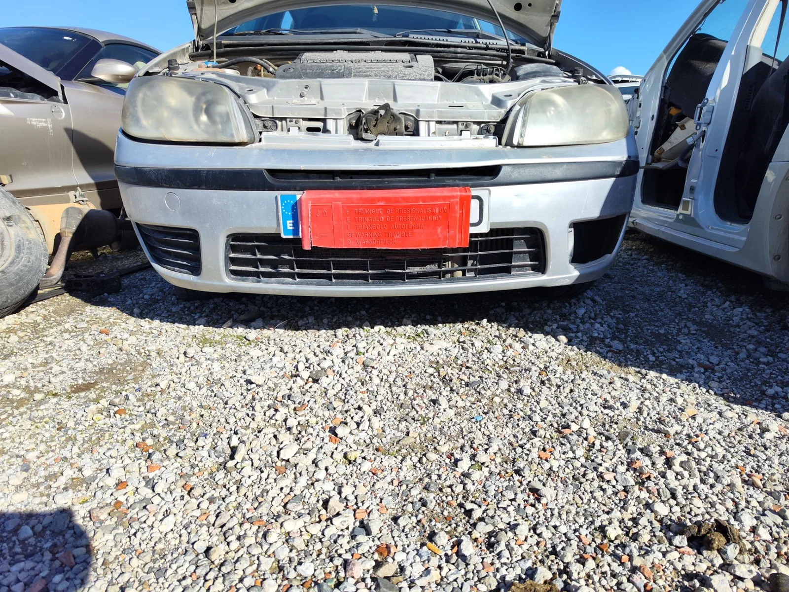 Foto de PARAGOLPES DELANTERO FIAT II PUNTO (188) BERLINA 1.3 JTD CAT (69 CV / 51 KW)