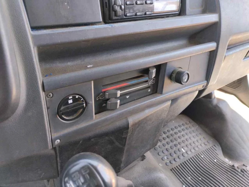 Foto de RESISTENCIA CALEFACCION FORD TRANSIT FURGÓN (CY/DY)(1986) 2.5 Diesel (80 CV / 59 KW)