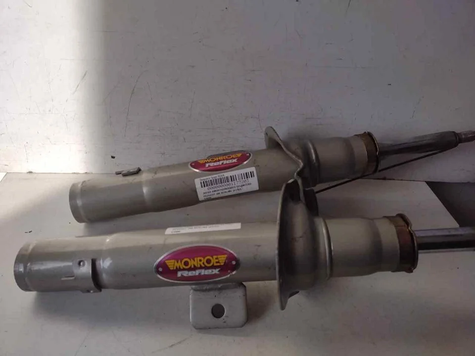 Foto de JUEGO AMORTIGUADORES DELANTERO PEUGEOT 406 BERLINA (S1/S2) referencia E4886