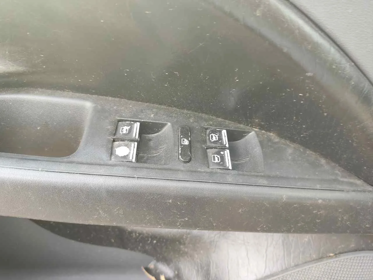 Foto de MANDO ELEVALUNAS DELANTERO IZQUIERDO SEAT TOLEDO (5P2) 2.0 TDI (140 CV / 103 KW) referencia 1K4959857