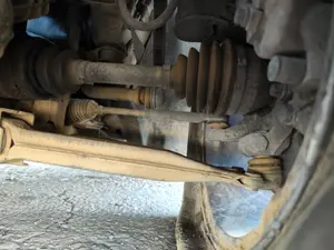 Foto de BRAZO SUSPENSION DELANTERO IZQUIERDO OPEL ZAFIRA B 1.9 CDTI (120 CV / 88 KW)