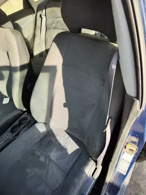 Foto de ASIENTO DELANTERO IZQUIERDO VOLVO S40 BERLINA 1.6 CAT (109 CV / 80 KW) foto 2