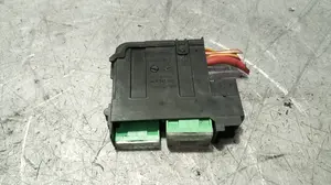 Foto de CAJA RELES / FUSIBLES PORSCHE MACAN (95BA) referencia 4L0941824
