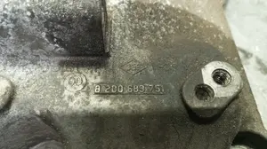 Foto de SOPORTE ALTERNADOR RENAULT LAGUNA II (BG0) 1.9 dCi Diesel (120 CV / 88 KW) referencia 8200689751 foto 2