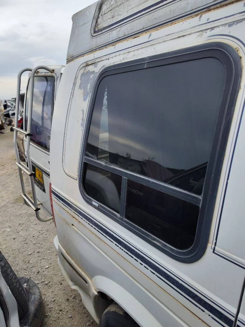 Foto de LUNA CUSTODIA TRASERA DERECHA CHEVROLET ASTRO VAN 4.3 V6 CAT (189 CV / 139 KW)
