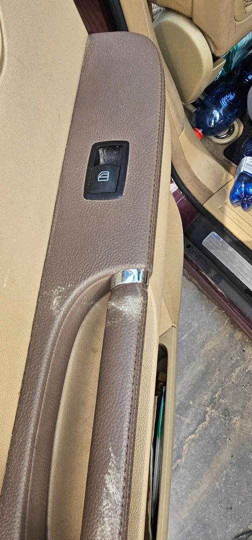 Foto de MANDO ELEVALUNAS TRASERO IZQUIERDO MERCEDES-BENZ CLASE R (BM 251) 3.0 CDI CAT (224 CV / 165 KW)