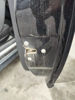 Foto de CERRADURA PUERTA DELANTERA DERECHA OPEL CORSA C 1.2 16V CAT (Z 12 XEP / LB4) (80 CV / 59 KW)