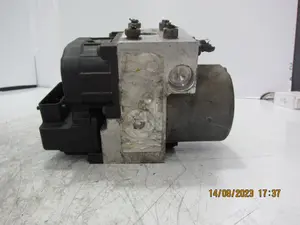 Foto de ABS PEUGEOT 306 3/5 PT. / 4 PT. (S2) 1.6 CAT (101 CV / 74 KW) referencia 0273004440 foto 10