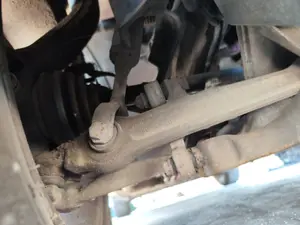 Foto de BRAZO SUSPENSION DELANTERO IZQUIERDO VOLKSWAGEN PASSAT BERLINA (3B2) 1.9 TDI (116 CV / 85 KW)