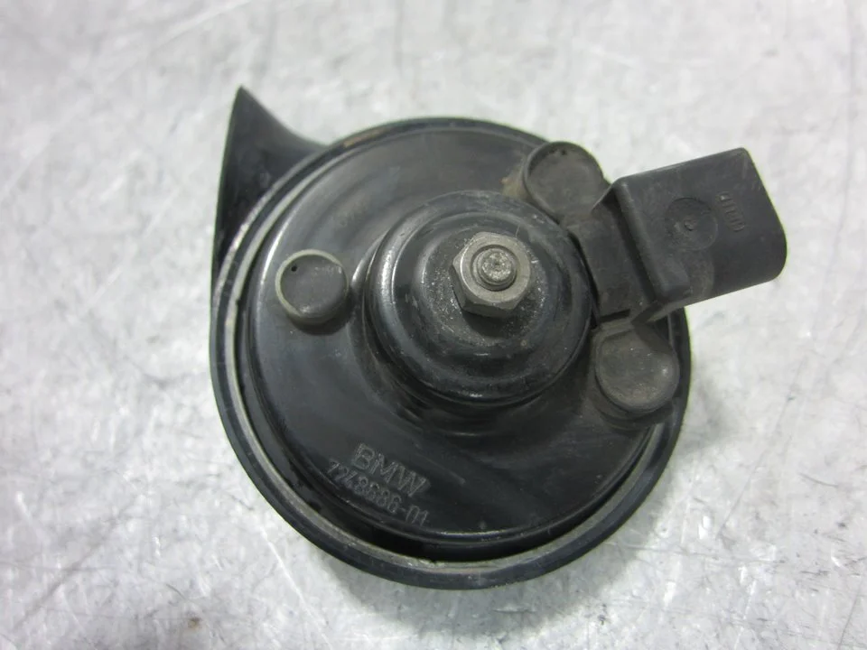 Foto de CLAXON BMW SERIE 3 COMPACTO (E36) 1.7 Turbodiesel CAT (90 CV / 66 KW) referencia 007424