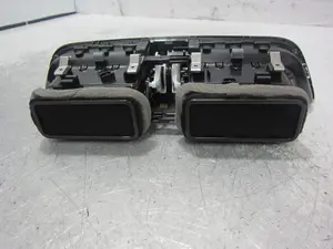 Foto de REJILLA AIREADORA PORSCHE MACAN (95BA) referencia 95B819110D foto 3