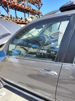 Foto de LUNA DELANTERA IZQUIERDA BMW SERIE X5 (E53) 3.0 Turbodiesel CAT (218 CV / 160 KW)