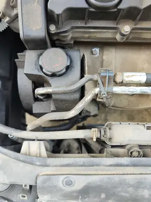 Foto de TUBO PRESION DIRECCION ASISTIDA PEUGEOT 206 1.6 16V CAT (109 CV / 80 KW)