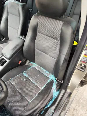 Foto de ASIENTO DELANTERO IZQUIERDO MERCEDES-BENZ CLASE C (BM 203) BERLINA 3.0 CDI CAT (224 CV / 165 KW) foto 2