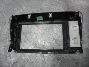 Foto de MANDO MULTIFUNCION PEUGEOT 208 1.2 12V e-VTi / PureTech (81 CV / 60 KW) referencia 98097243XU foto 4