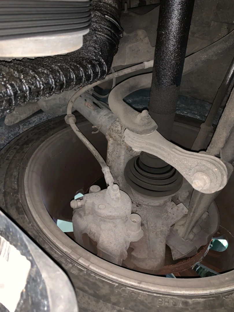 Foto de BRAZO SUSPENSION DELANTERO DERECHO VOLKSWAGEN GOLF IV BERLINA (1J1)(10.1997) 1.9 TDI (101 CV / 74 KW)
