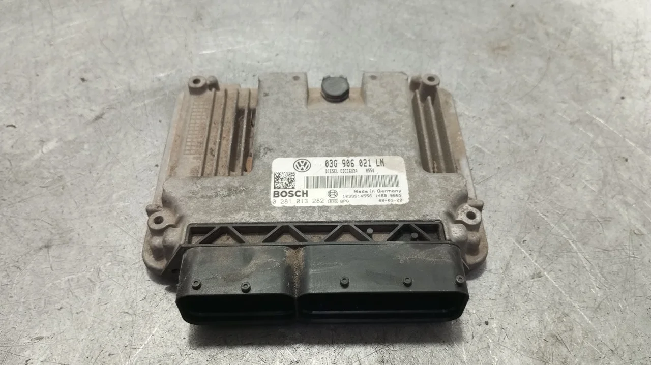 Foto de CENTRALITA MOTOR UCE SEAT TOLEDO (5P2) 1.9 TDI (105 CV / 77 KW) referencia 03G906021LN