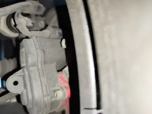 Foto de PINZA DE FRENO TRASERA IZQUIERDA AUDI Q5 FYG Híbrido 220 kW (2.0 Ltr. - 195 kW TFSI) (299 CV / 220 KW) referencia 80A615405A foto 2