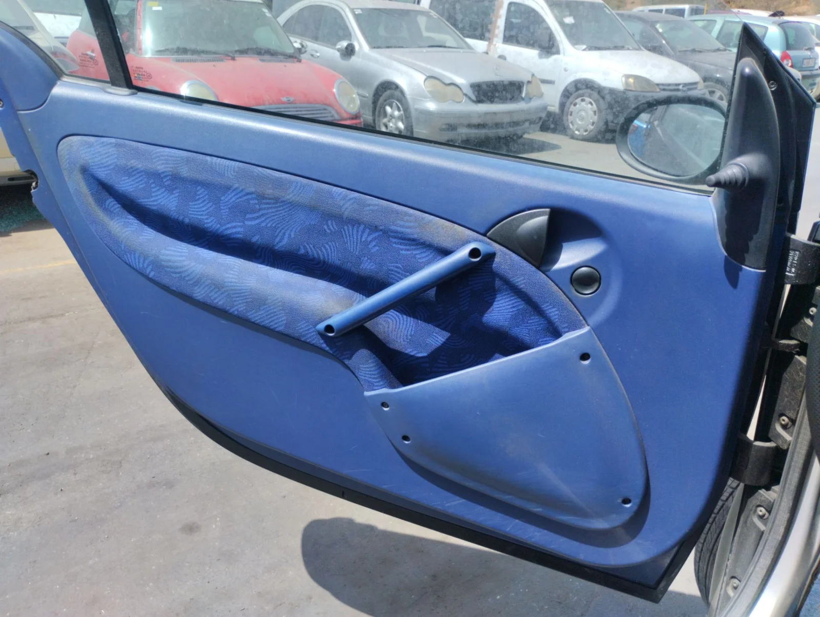 Foto de GUARNECIDO PUERTA DELANTERA IZQUIERDA SMART CITY-COUPE 0.6 Turbo CAT (54 CV / 40 KW)
