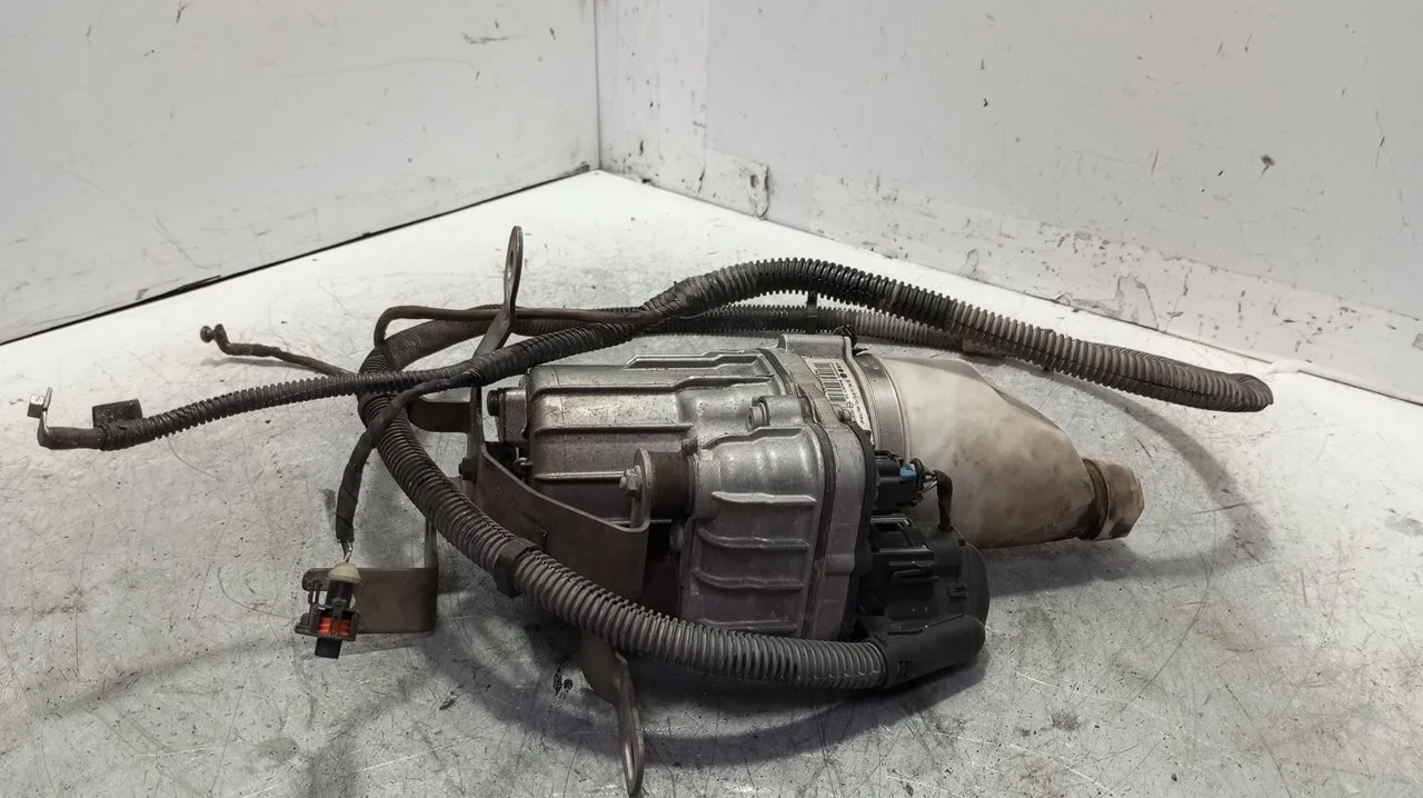 Foto de BOMBA DIRECCION OPEL ASTRA H BERLINA 1.6 16V (105 CV / 77 KW) referencia 13292554